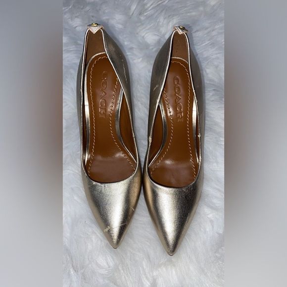 Coach gold heels - Picture 2 of 11